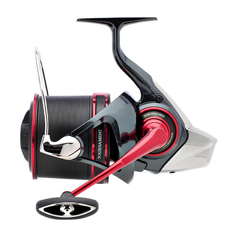 Carrete Daiwa Tournament Basia Surf 26